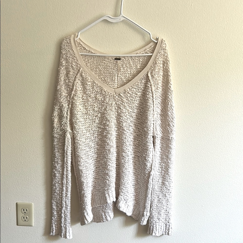 Free People Ivory Texture Popcorn Knit V-Neck Oversized Slouchy Nubby Boucle Top